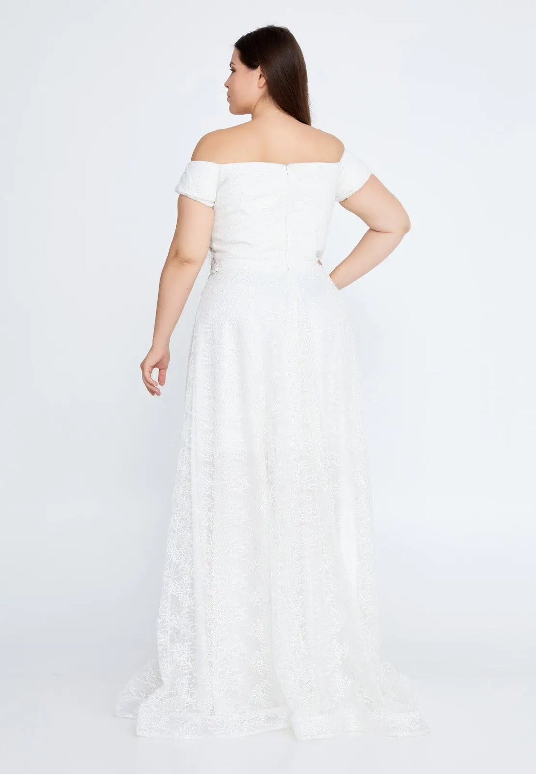 Beautiful plus size wedding dress aishafashionworld